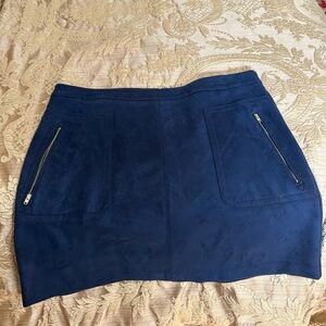 Ann Taylor Loft Navy Blue Velvet Mini Skirt with Zipper Pockets Size 16